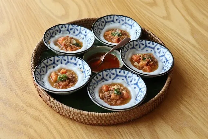 Review buffet sáng tại Hoiana với đa dạng món ăn Á – Âu, không gian sang trọng và chất lượng phục vụ đẳng cấp.