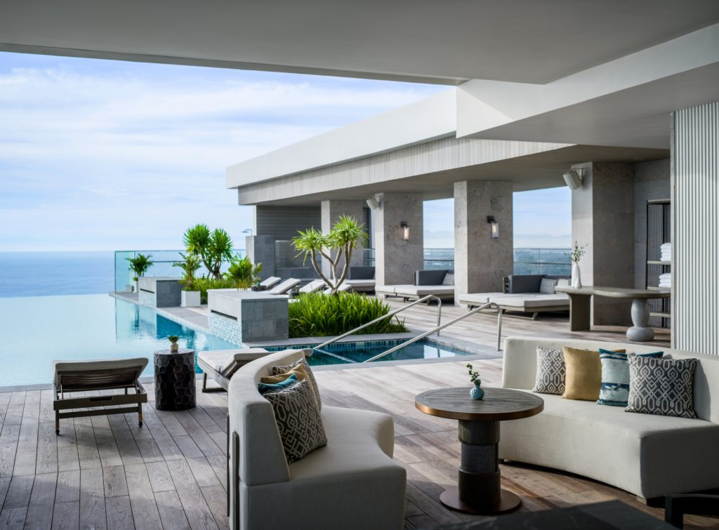 호-이-아-나-웰-니-스-5 전인적 웰니스 프로그램을 체험하는 호이아나 리조트의 모습