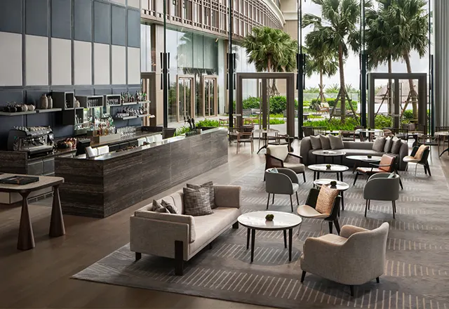 "Stylish cocktail bar in Hoi An with handcrafted drinks, cozy lighting, and a mix of traditional and contemporary decor creating a relaxed evening atmosphere."